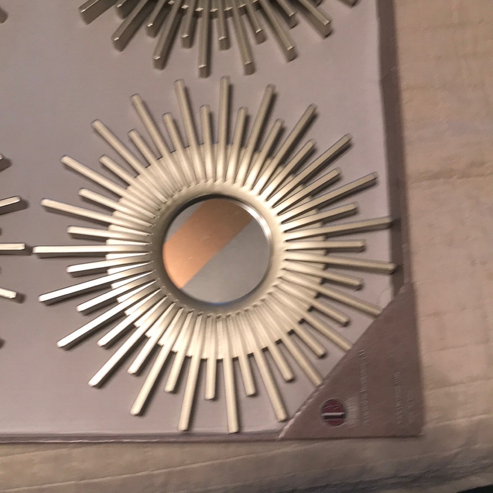 Mirror set - Picture 2 of 5